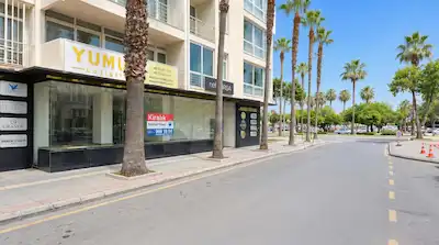 REMAX AVLU'DAN ÇAMLIBEL'DE İSMET İNÖNÜ BULVARI ÜZERI KÖŞE KONUM KİRALIK İŞ YERİ