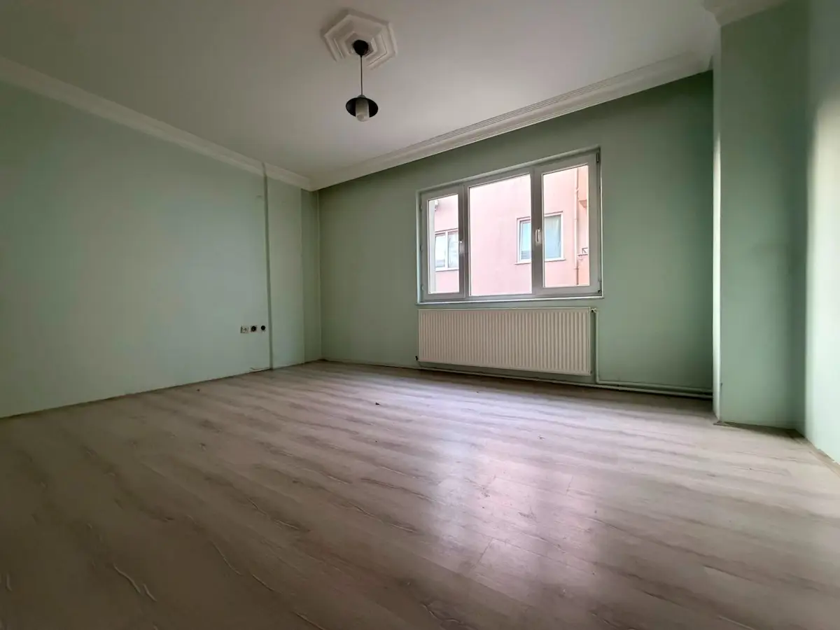 REMAX İNCİ'DEN KARESİ 1.ORUÇGAZİ MAHALLESİNDE KİRALIK 2+1 DAİRE