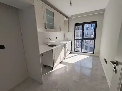 ÜSKÜDAR’DA YENİ ÇAMLICA SİTESİ EMLAK KONUTTA 2+1 DUBLEX KİRALIK