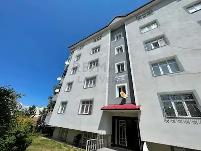 RE/MAX LACİVERTTEN YILDIZKENT'TE KİRALIK 3+1 DAİRE