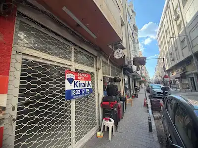 KARŞIYAKA ALAYBEY'DE KİRALIK DÜKKAN