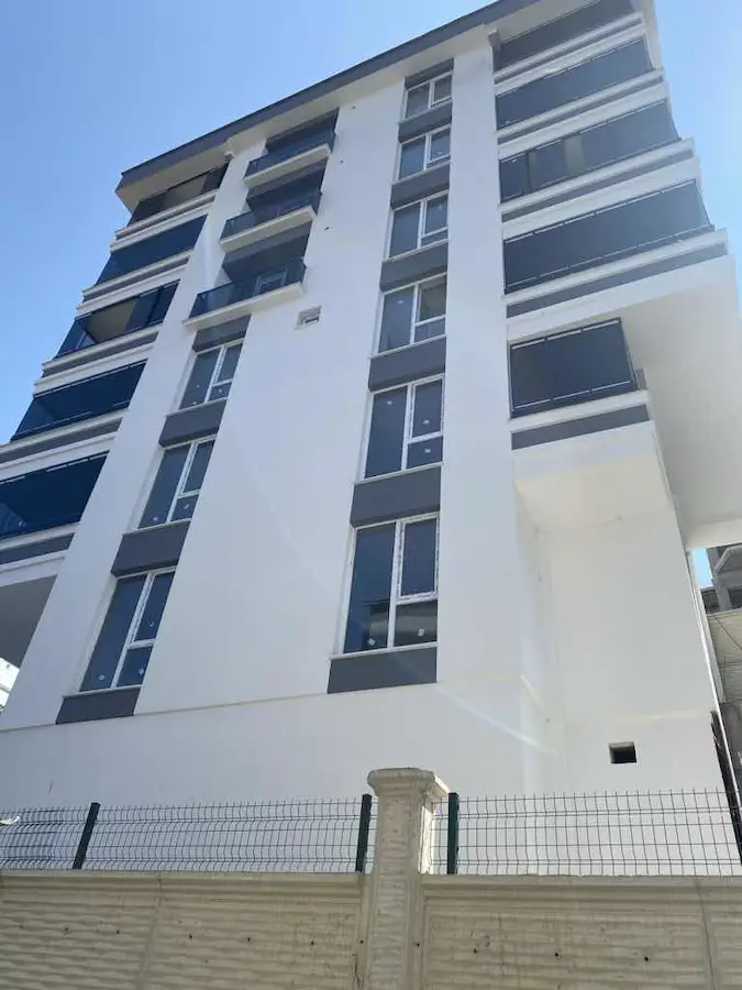 ATAKUM ESENEVLER MAHALLESİNDE TRAMVAYA ÇOK YAKIN SATILIK 1+1 DAİRE