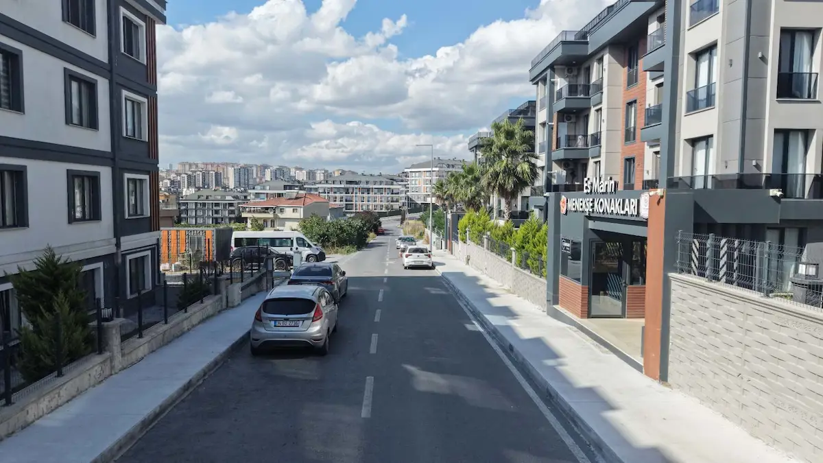 BEYLİKDÜZÜ KAVAKLI ES MARİN MENEKŞE SİTESİ SATILIK DAİRE 2+1