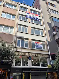 ŞİŞLİ BARUTHANE CADDESİ'NDE 6 KATLI KOMPLE SATILIK BİNA