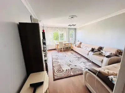 REMAX PRO'DAN BÜYÜKDEREDE EŞSIZ DENIZ MANZARALI 2+1 DAIRE