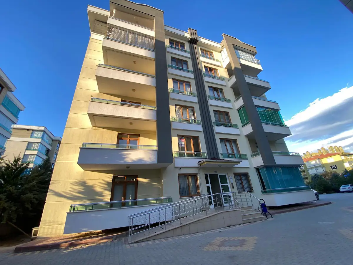 REMAX POINT'TEN AKABE MAHALLESİ'NDE KİRALIK 3+1