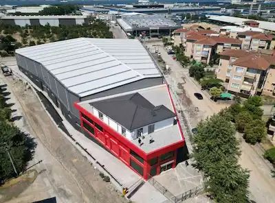 GÖLCÜK FORD'A 200M.MESAFEDE SATILIK 8.408M² DEPO/ANTREPO FABRIKA