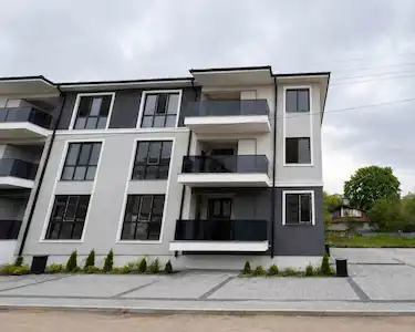 ARİFİYE NEVİYEDE SIFIR BİNADA 95 M² 2+1 YERDEN ISITMALI KİRALIK