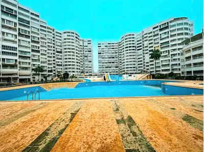 REMAX PALM'DEN ÖNER TATİL SİTESİ'DE DENİZE SIFIR EŞYALI 3+1