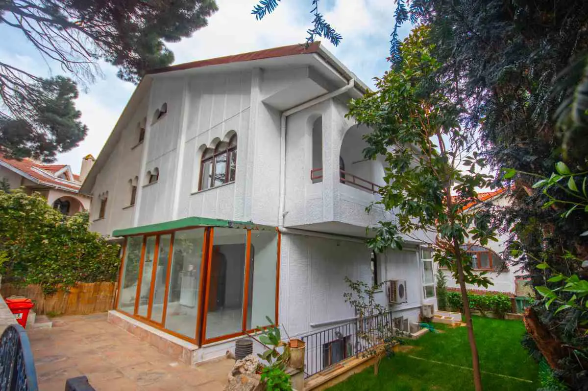 YENİKÖY TAHİRPAŞA EVLERİ 5+2 KİRALIK İKİZ VİLLA