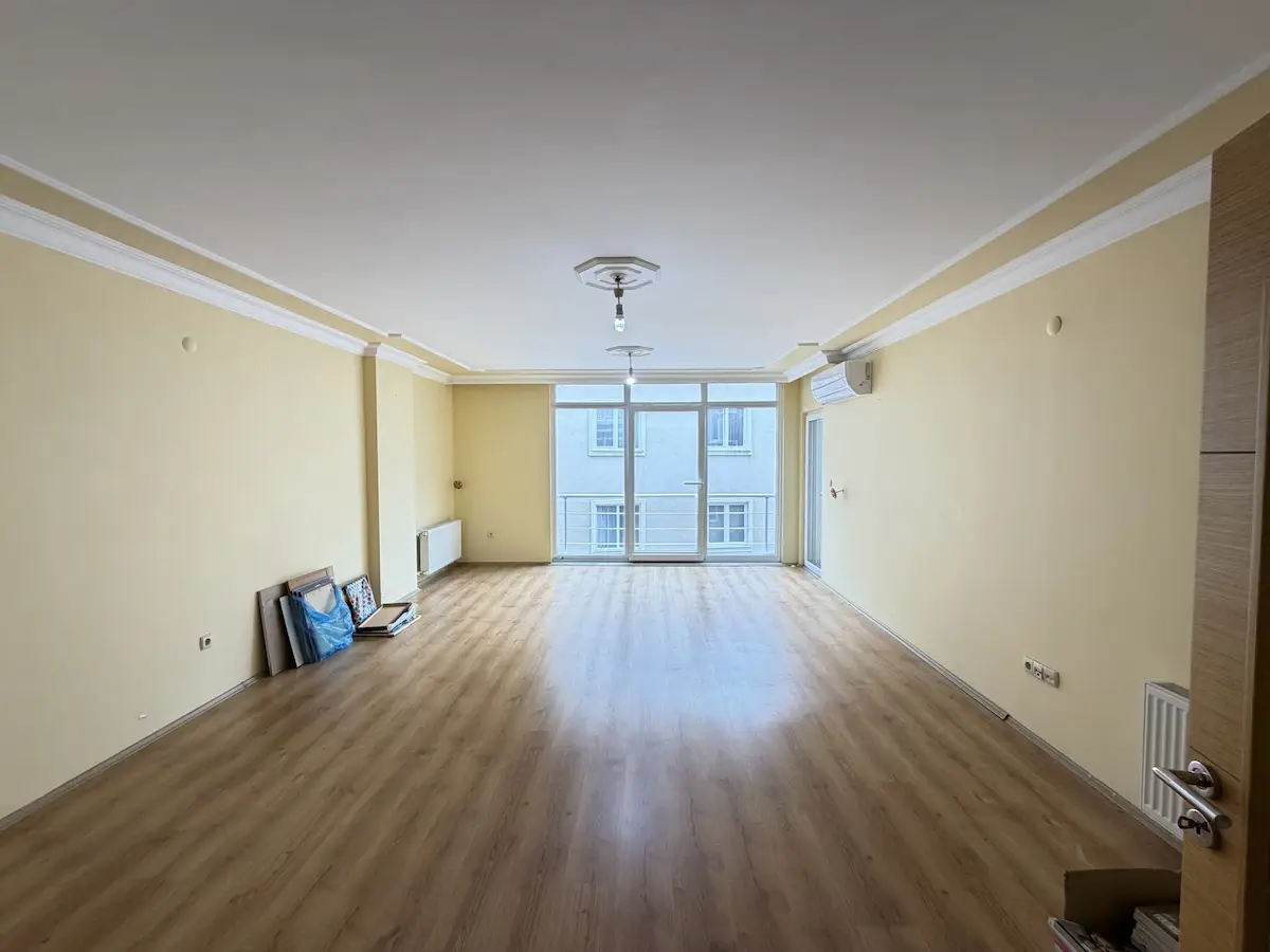 PENDİK KURTKÖY RECEPAĞA KONAKLARI'NDA SATILIK 3+1 DAİRE 145 M²
