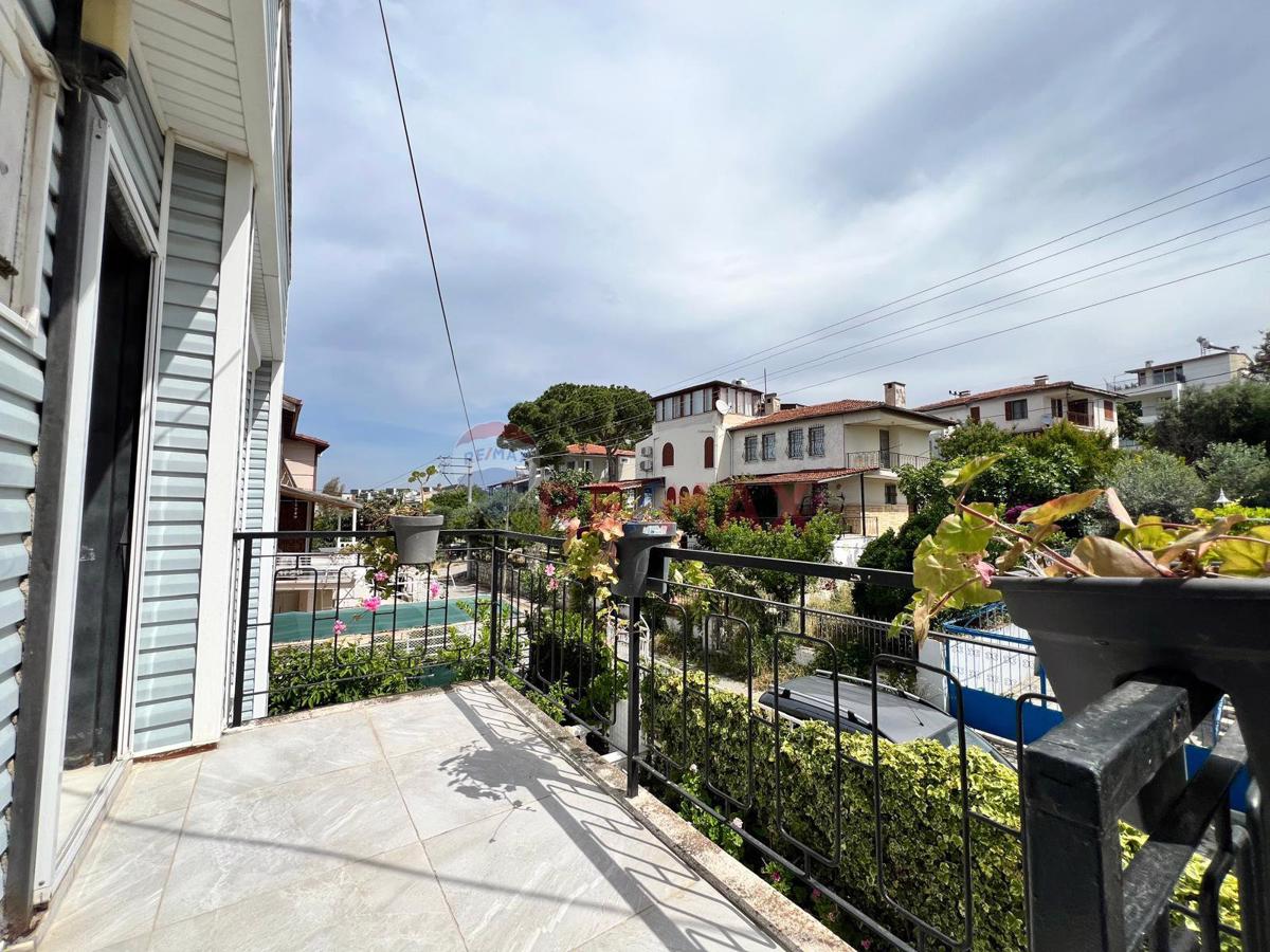 KUŞADASI SOĞUCAKTA SATILIK MÜSTAKIL FOURLEX YAZLIK