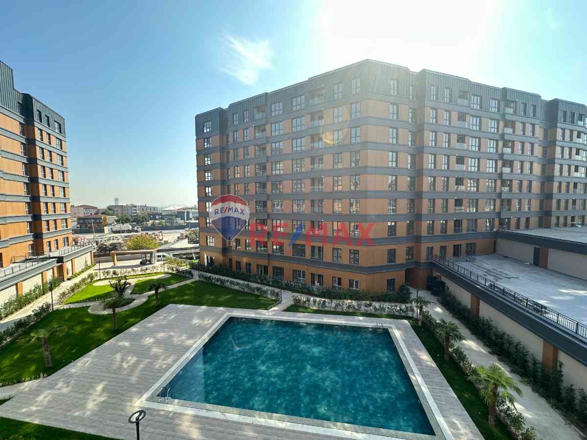 KURTKÖY 360 SUITES YENI SITE SATILIK 3,5+1 İÇ CEPHE HAVUZLU