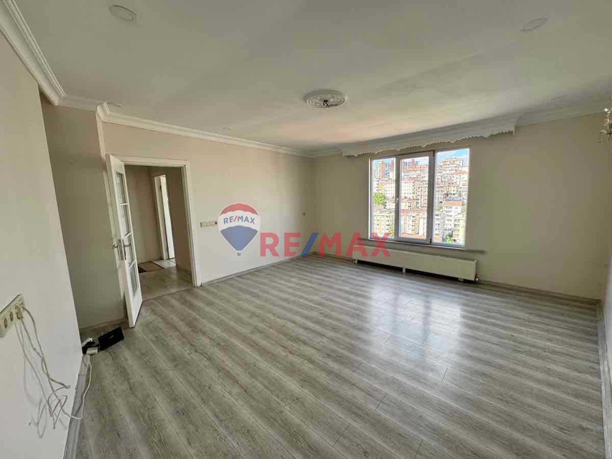 BOŞ!!!KARADOLAP MAH. ŞEHİR MANZARALI SATILIK 4+1 DUBLEKS