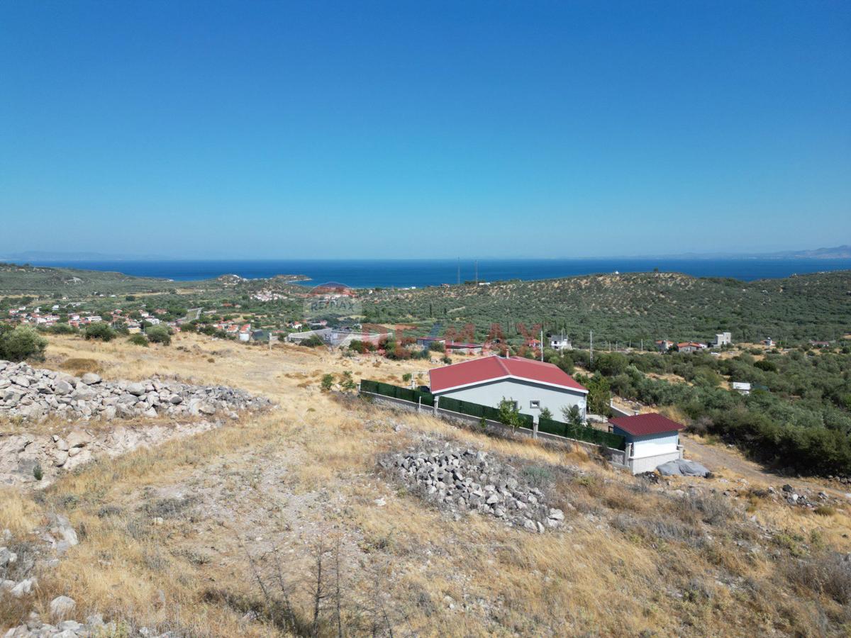 DIKILI BADEMLIDE 406 M2 ARSA