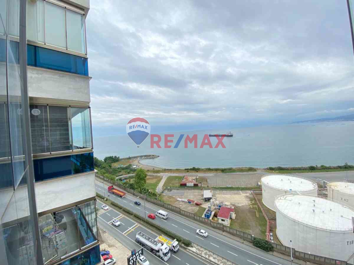 YALINCAK SAHİL YOLU DENİZ EVLER SİTESİ KİRALIK EŞYALI 1+1 DAİRE