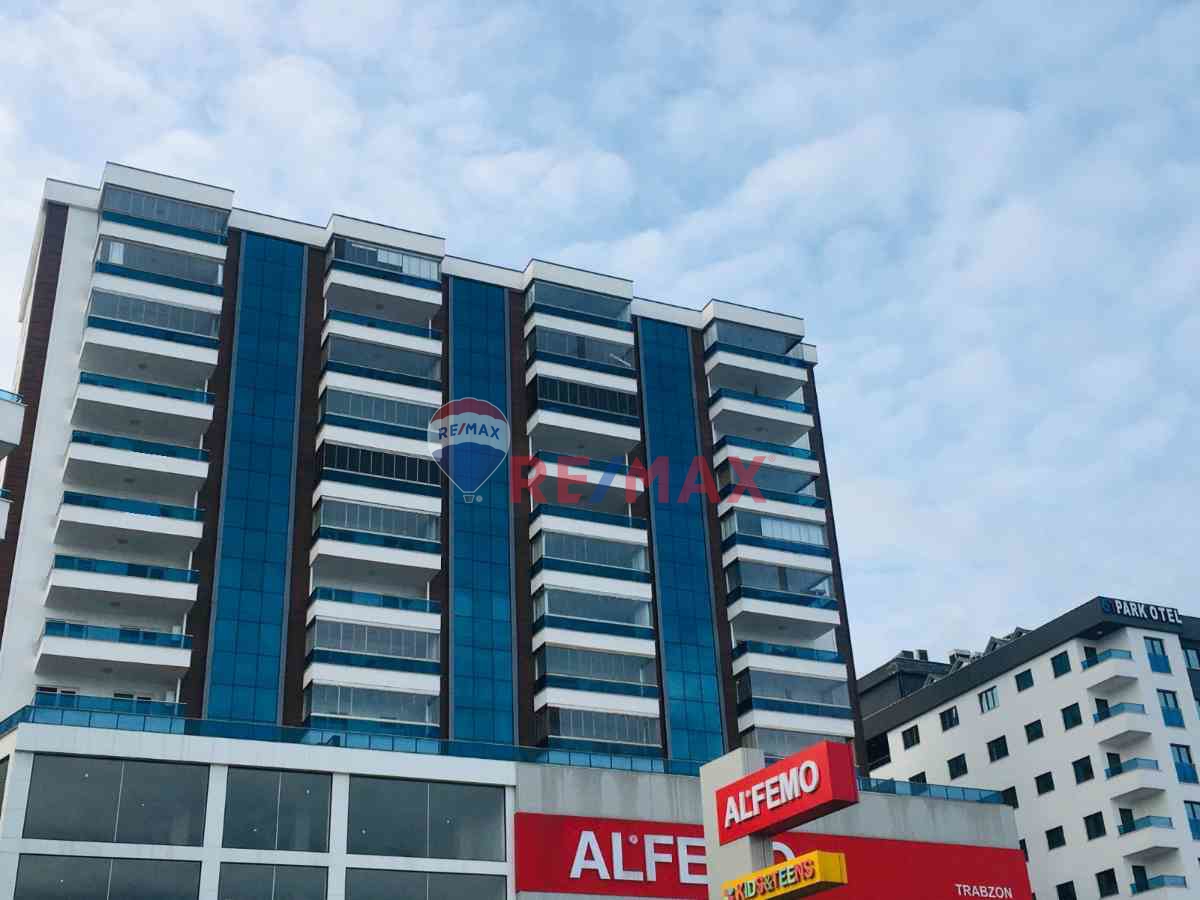 YALINCAK SAHİL YOLU DENİZ EVLER SİTESİ KİRALIK EŞYALI 1+1 DAİRE