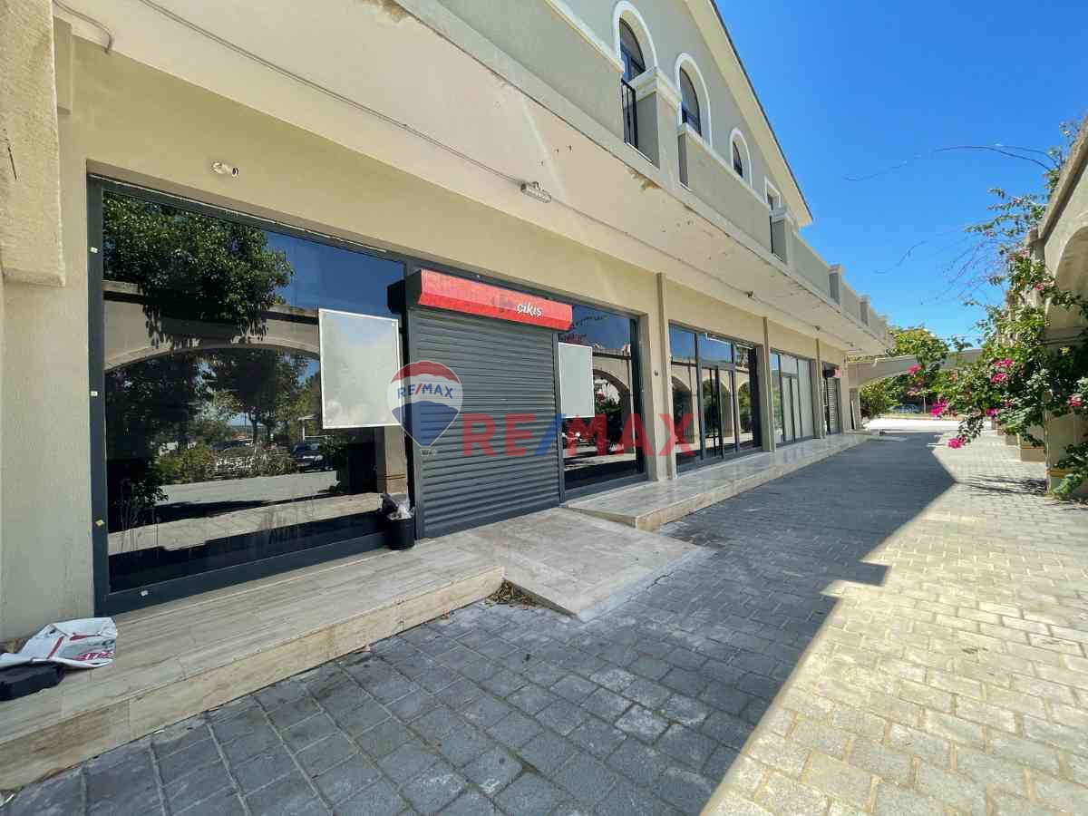 URLA'NIN EN ÖZEL KONUMUNDA GENIŞ CEPHELI KIRALIK DÜKKAN & MAĞAZA