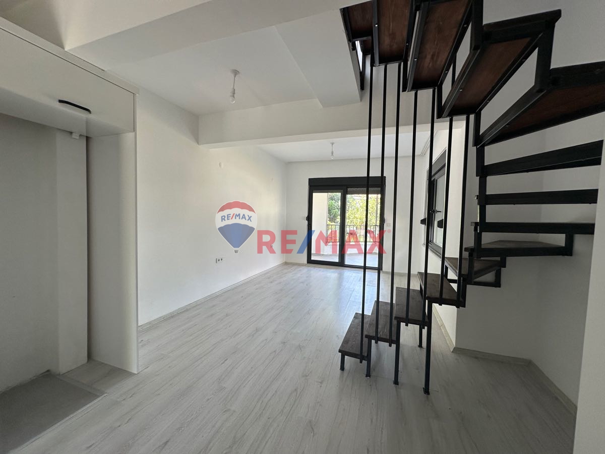 KARACALAR MAHALLESİNDE KİRALIK TRİPLEX YAZLIK & MÜSTAKİL