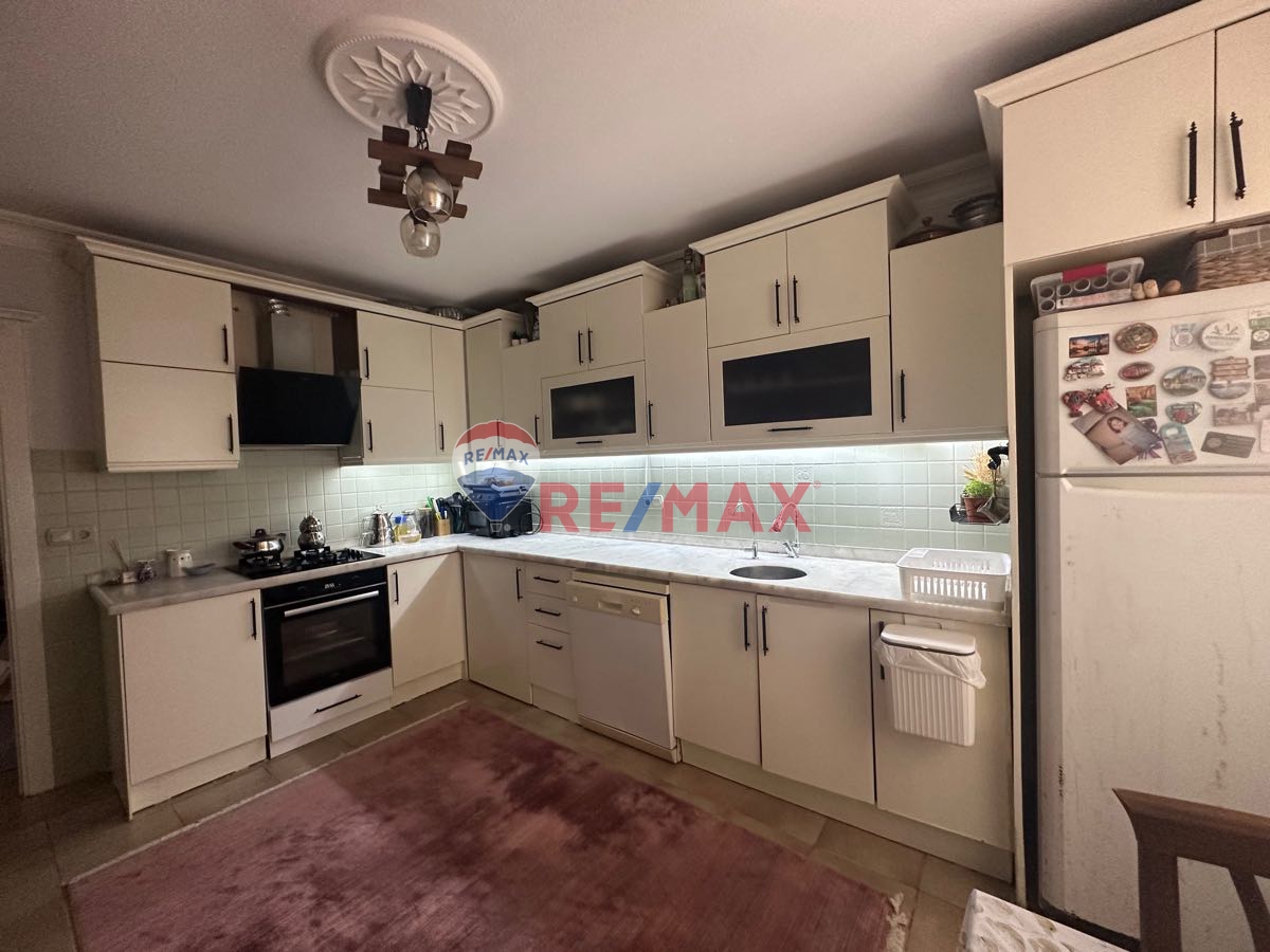 YUKARI PAZARCI MAHALLESİNDE SATILIK 2+1 DAİRE