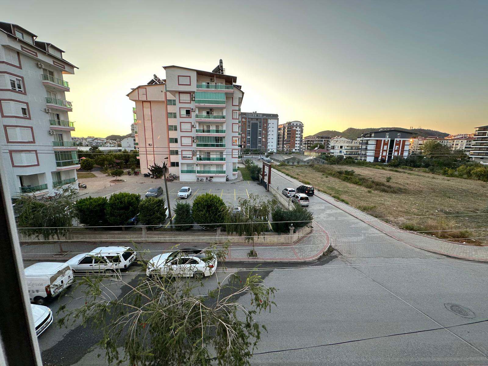 MERKEZI KONUMDA AYRI MUTFAKLI 2+1 EŞYALI DAIRE