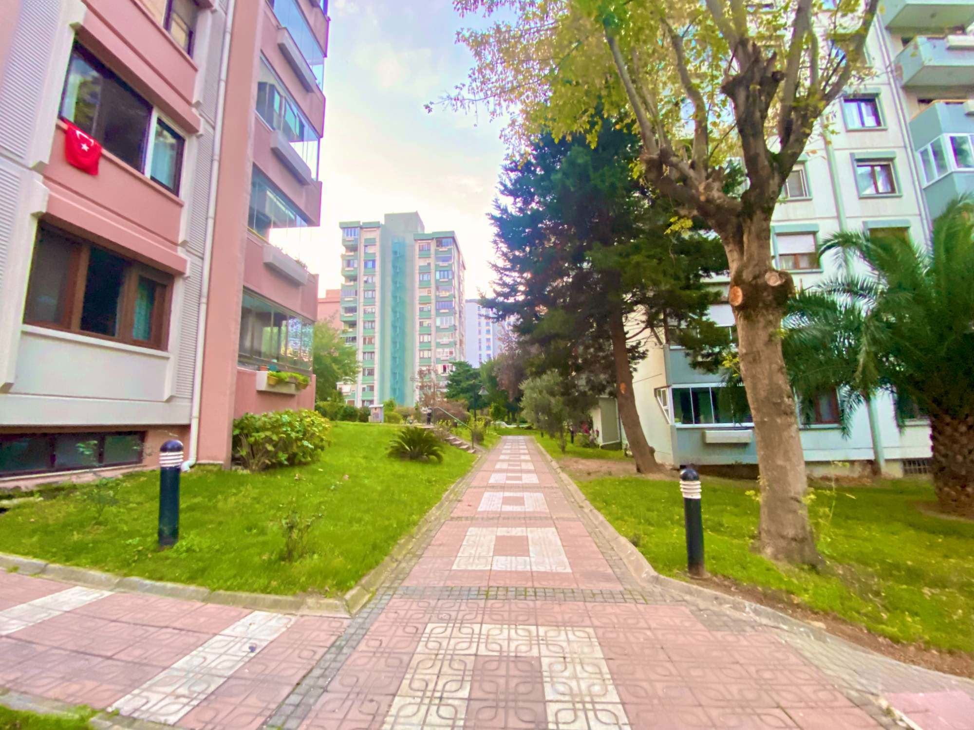 ATAŞEHIR MANOLYA 3'TE YENI TADILATLI GENIŞ TIP 3+1 FERAH DAIRE