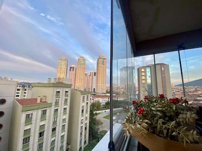 ATAŞEHIR MANOLYA 3'TE YENI TADILATLI GENIŞ TIP 3+1 FERAH DAIRE