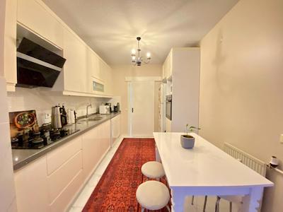 ATAŞEHIR MANOLYA 3'TE YENI TADILATLI GENIŞ TIP 3+1 FERAH DAIRE