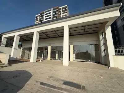 TUANA 3 ETAP CADDE CEPHELİ , 400 M2 MÜSTAKİL KİRALIK DÜKKAN