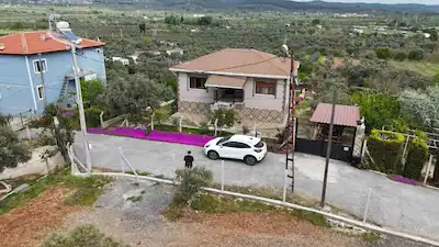 MÜKEMMEL KONUMDA DOĞA ILE İÇIÇE BIR YAŞAM