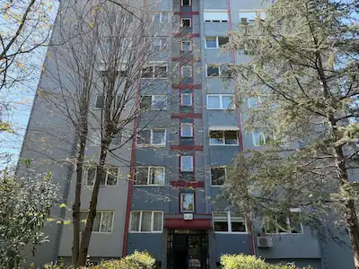 YAHYA KAPTAN A BLOKTA SATILIK 3+1 GİRİŞ KAT DAİRE
