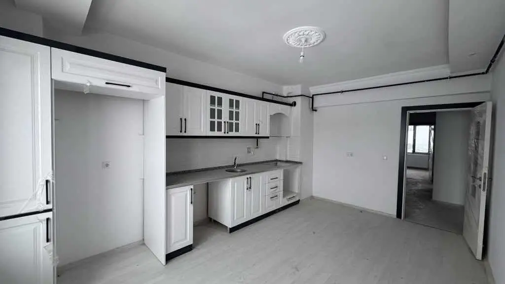 REMAX DOĞU'DAN ULUKENT'TE SATILIK SIFIR ARAKAT DAİRE