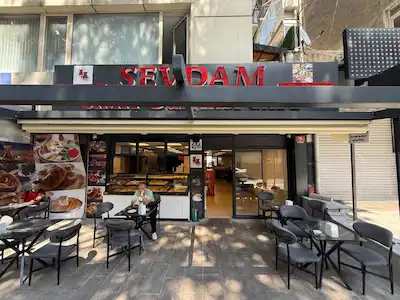 MİTHATPAŞA CADDESİ ÜZERİNDE SATILIK 3 BACALI 150M2 FIRSAT DÜKKAN