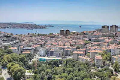 SELENIUM TWİST’ TE BAŞDÖNDÜRÜCÜ BOĞAZ MANZARASIYLA KUSURSUZ TASARIMLI DAİRE