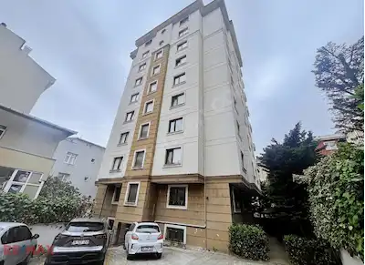 ÜMRANİYE ÇAMLIKTA 110 M2 NET 3+2 TERS DUBLEKS