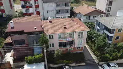 RE/MAX MOTTO BEŞKÖPRÜ'DE BAKIMLI 3+1 FIRSAT DAİRE!