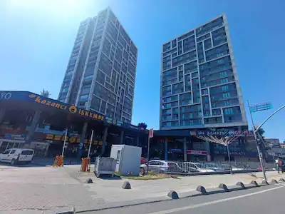 EN İYİ LOKASYONUNDA TABELA DEĞERİ OLAN HAZIR OFİS