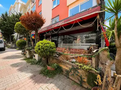 CEVİZLİ'DE AKTİF CADDE ÜZERİ ÇİFT CEPHELİ 100 M² SATILIK DÜKKAN