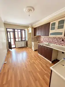 RE/MAX LACİVERT'TEN ŞEHİR HAST.YAKININDA KİRALIK 3+1 DAİRE