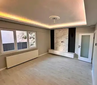PİYADE MAH. MERKEZİ KONUM YENİLENMİŞ FULL+FULL 2+1 SATILIK DAİRE