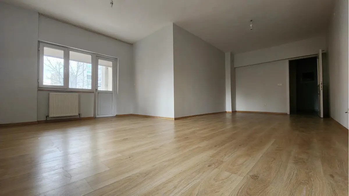 KOZYATAĞI BAYAR 7/24 GÜVENLİKLİ SİTE METROYA 300 MT 3 ODA 1SALON 2
