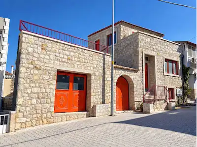 URLA YENİ MAH’DE MÜSTAKİL PARSELDE 3+1, 2 KATLI BOŞ MÜSTAKİL EV | KREDİ & TAKAS UYGUN