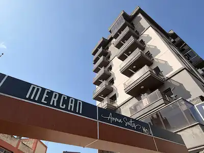 ÇİĞLİ BALATÇIK'TA 1+1 YATIRIMLIK EŞYALI SATILIK DAİRE