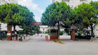 KASTEL TATIL KÖYÜ YAPILI, KAPANMAZ DENIZ MANZARALI , SATILIK 2+1