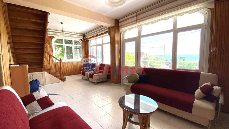 REMAX GELIŞIM'DEN DEREAĞZI'NDA 5+2 DENİZ MANZARALI EŞYALI 