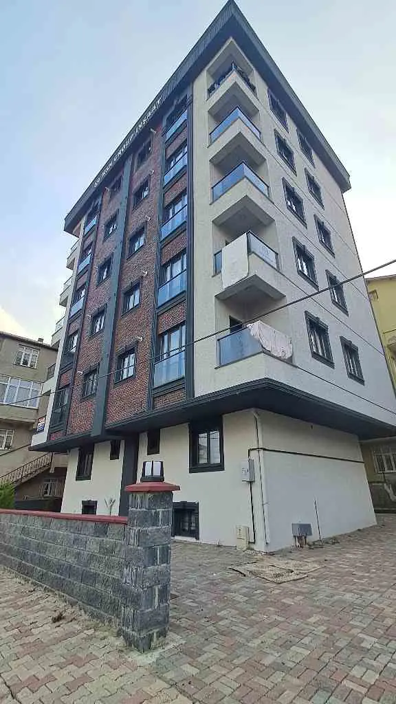 SULTANBEYLİ NECİP FAZIL MAHALLESİNDE SIFIR 2+1 KİRALIK DAİRE