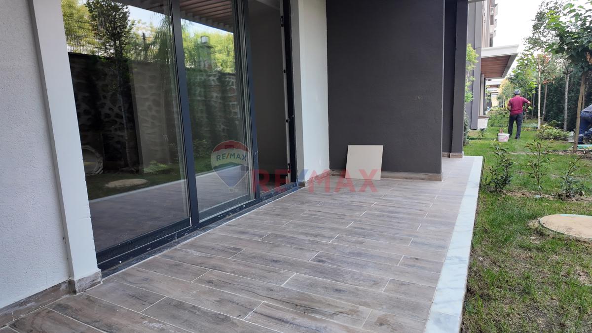 KARTEPE, ZERAY ESİL SİTESİ GENİŞ TİP 1+1 BAHÇE DUBLEKS DAİRE