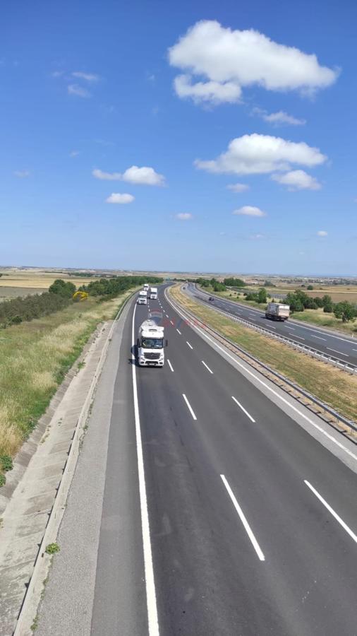 TEKİRDAĞ SARAY GÖÇERLERDE YOL KENARI 1.476 M2 YATIRIMLIK TARLA