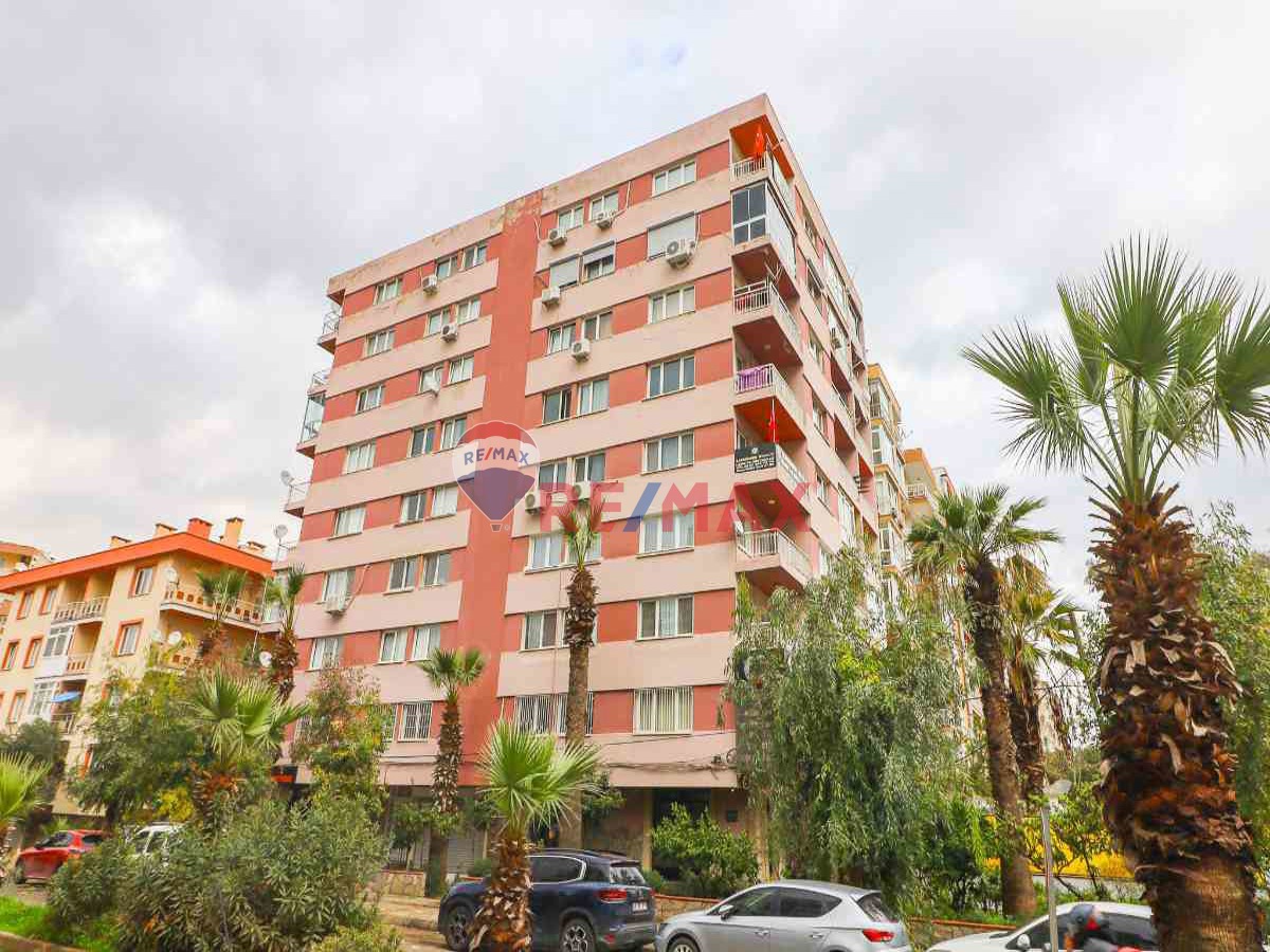 BORNOVA MERKEZI KONUMDA 3+1 KIRALIK EŞYALI DAIRE