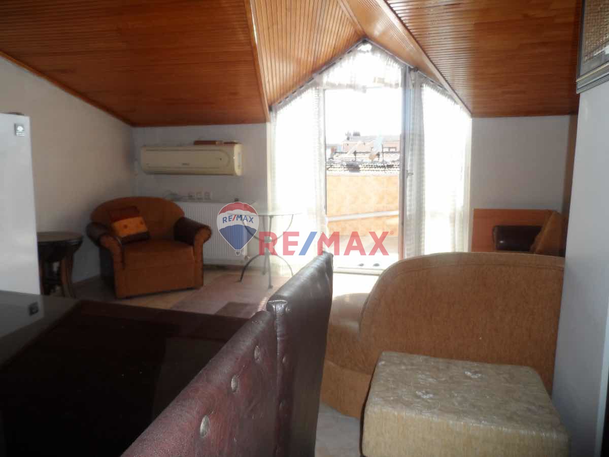 BAYRAMPAŞA MERKEZDE BANKALARIN ARKA SOKAĞINDA EŞYALI DAİRE